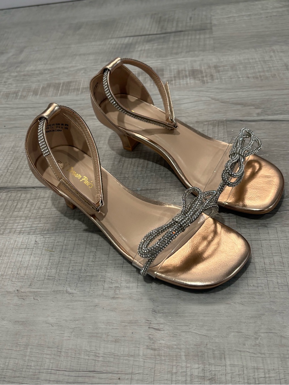 Dream Pairs Rose Gold Low Kitten-Heel Sandals with Rhinestone Bow